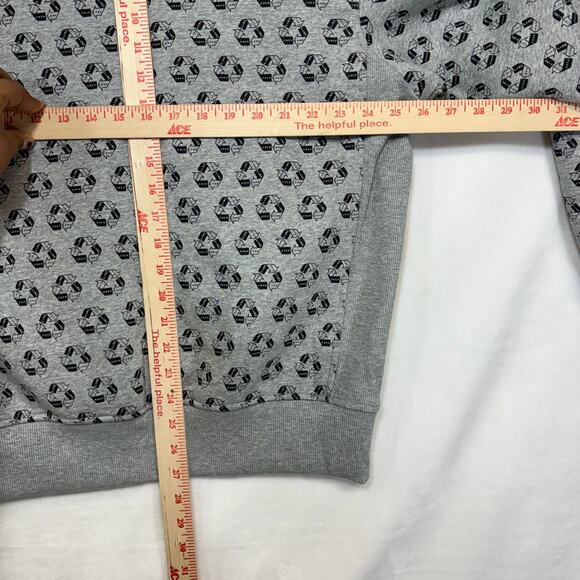 NWT Everlane M ReTrack Sweatshirt Oversized Recycled Earth Day Gray Soft‎ $98 - Picture 8 of 11